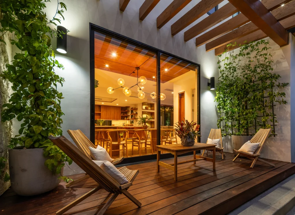 HDR real estate photography — exterior living space