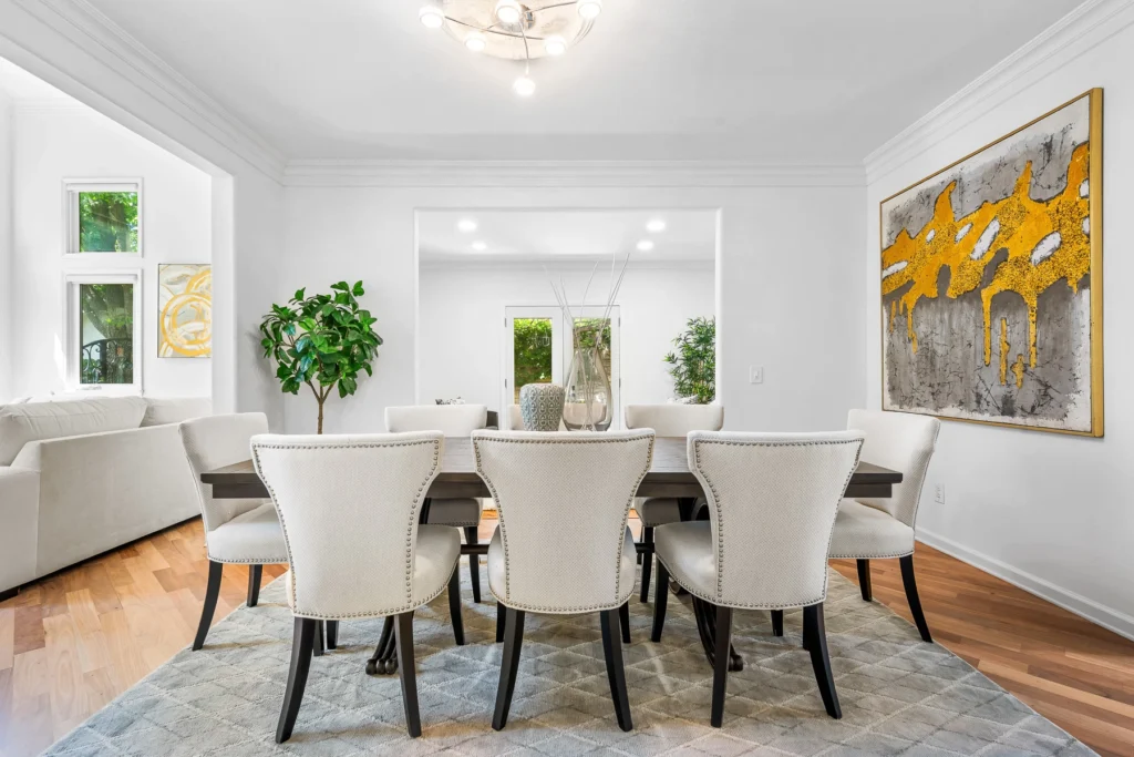 Real estate photography - dinning room