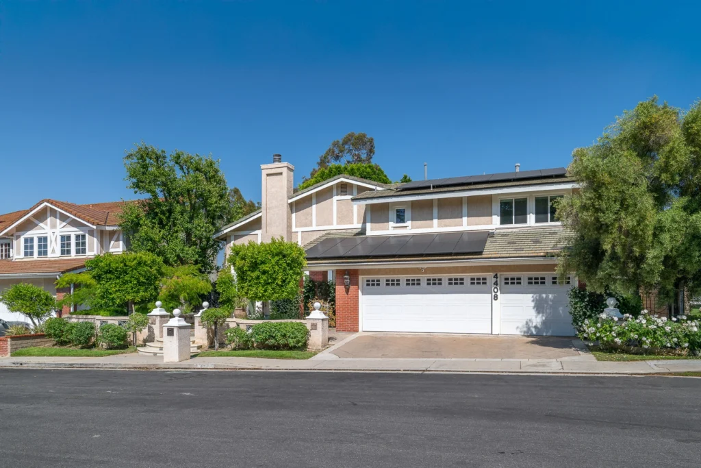 HDR real estate photography — exterior view of the house
