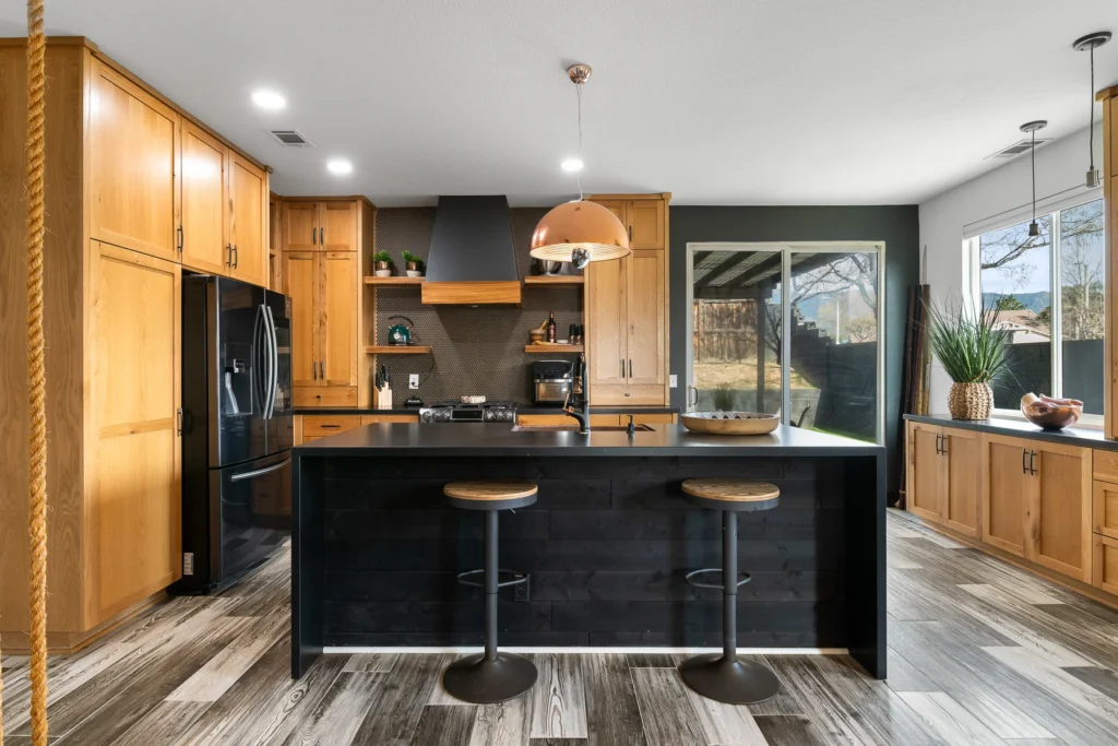 Real estate photography — interior living space, kitchen