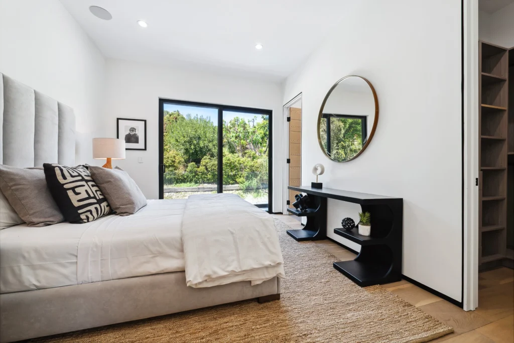 High-resolution real estate interior photography - bedroom
