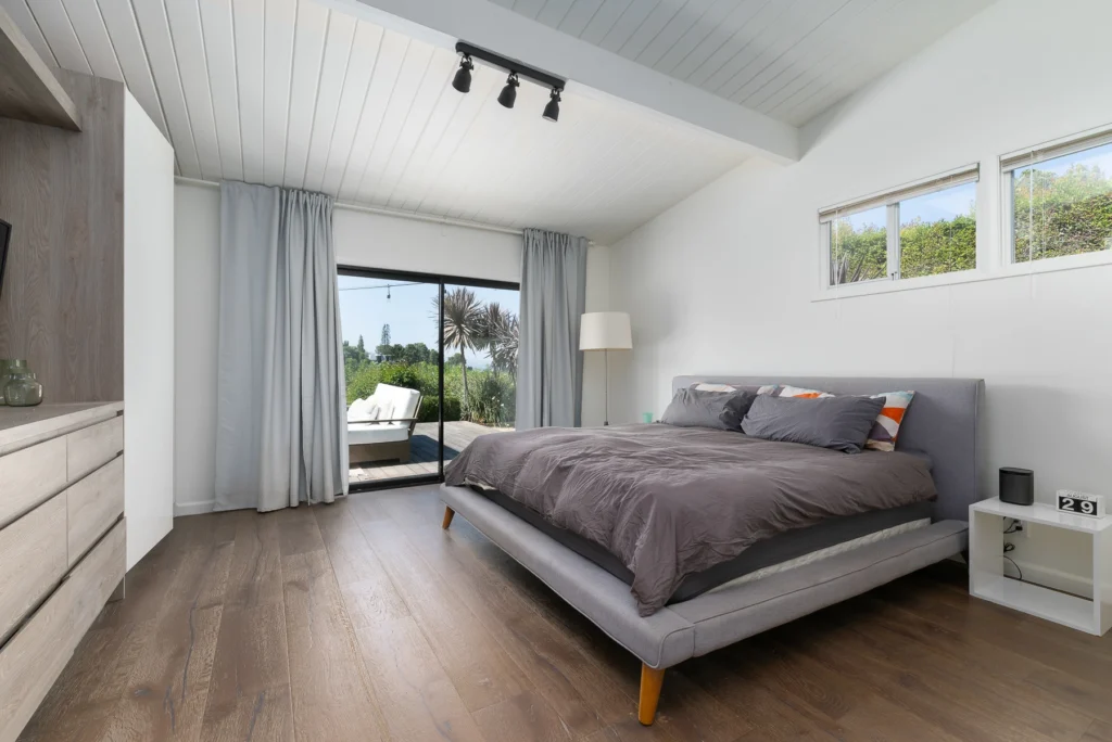 Real estate photography — bedroom