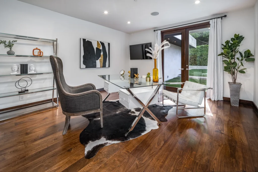 Professional real estate photography — bedroom, office